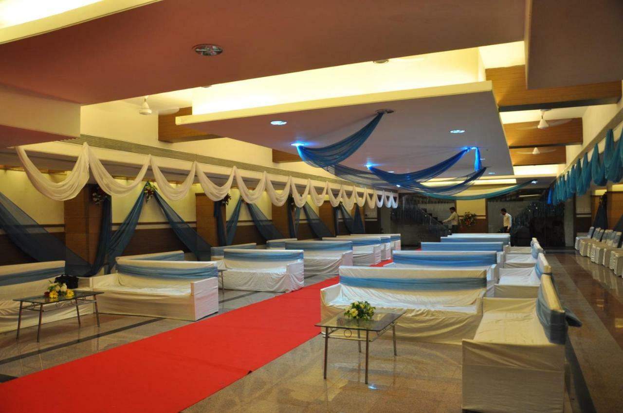 Hotel Sheela Shree Plaza Jhānsi Exterior foto